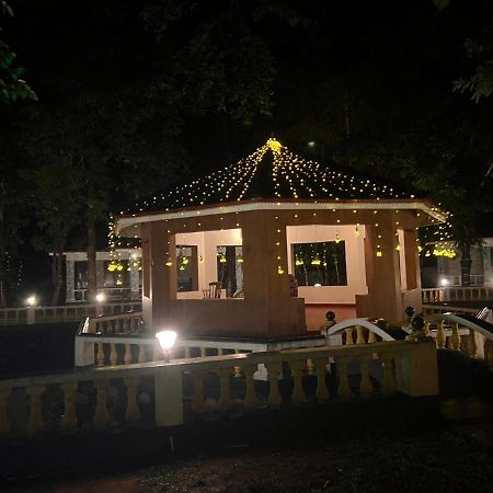 Surya Eco And Wedding Resort Thrissur المظهر الخارجي الصورة